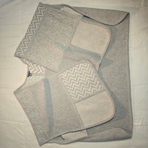 Club Monaco Wool Blend Oversized Poncho Cardigan – Grey Patchwork Knit – M/L - Picture 5 of 7